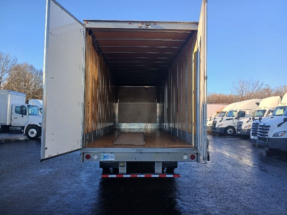 Medium Duty Box Truck-Light and Medium Duty Trucks-Freightliner-2023-M2-Greensboro-NC-45,684\n\t\tmiles-$ 95,000 - Image 8