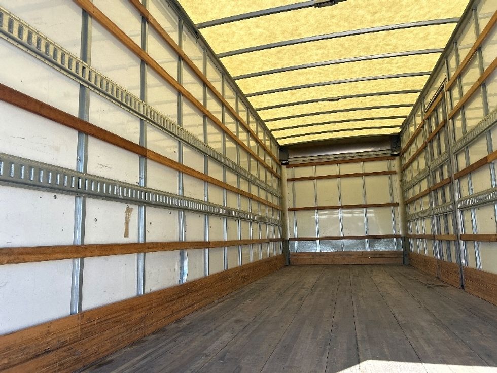 Medium Duty Box Truck-Light and Medium Duty Trucks-Freightliner-2023-M2-Hammond-LA-79,324\n\t\tmiles-$ 87,500 - Image 8