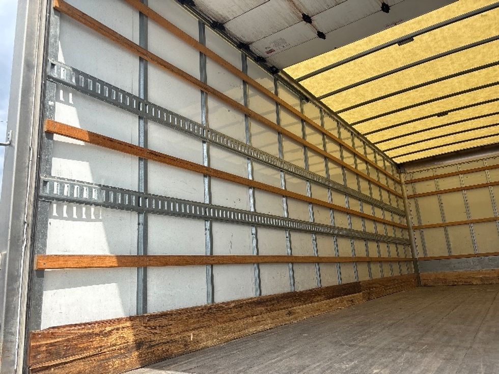 Medium Duty Box Truck-Light and Medium Duty Trucks-Freightliner-2023-M2-Harrisonburg-VA-237,112\n\t\tmiles-$ 50,750 - Image 11