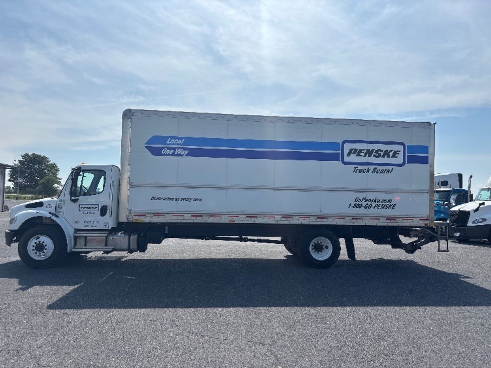 Medium Duty Box Truck-Light and Medium Duty Trucks-Freightliner-2023-M2-Harrisonburg-VA-237,112\n\t\tmiles-$ 50,750 - Image 4
