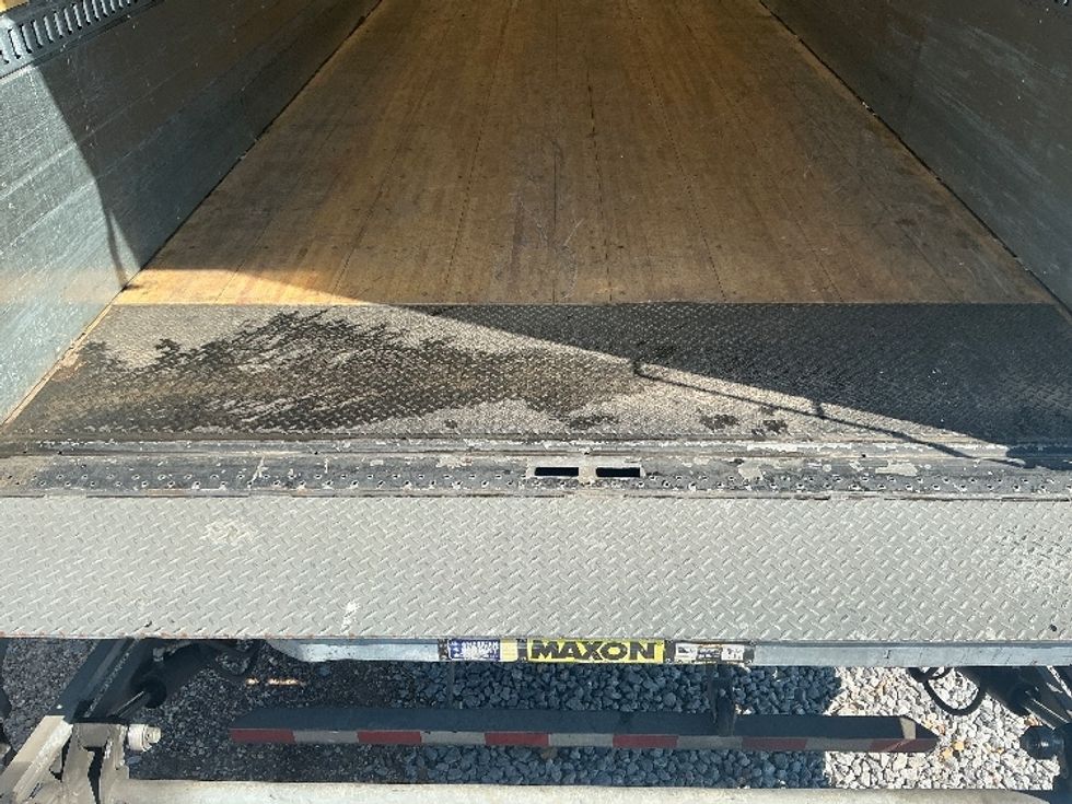 Medium Duty Box Truck-Light and Medium Duty Trucks-Freightliner-2023-M2-Hattiesburg-MS-77,410\n\t\tmiles-$ 80,000 - Image 10