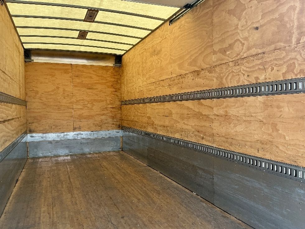Medium Duty Box Truck-Light and Medium Duty Trucks-Freightliner-2023-M2-Hattiesburg-MS-77,410\n\t\tmiles-$ 80,000 - Image 12