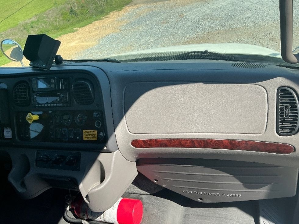 Medium Duty Box Truck-Light and Medium Duty Trucks-Freightliner-2023-M2-Hattiesburg-MS-77,410\n\t\tmiles-$ 80,000 - Image 21