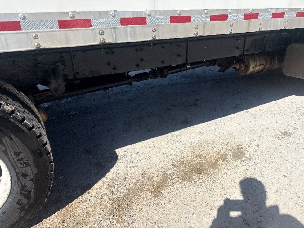 Medium Duty Box Truck-Light and Medium Duty Trucks-Freightliner-2023-M2-Huntington-WV-336,646\n\t\tmiles-$ 29,750 - Image 13