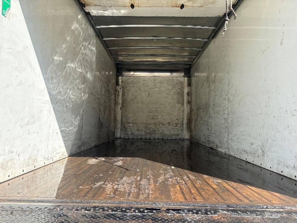 Medium Duty Box Truck-Light and Medium Duty Trucks-Freightliner-2023-M2-Huntington-WV-336,646\n\t\tmiles-$ 29,750 - Image 8