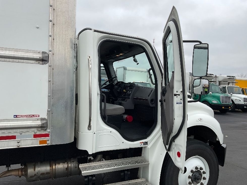 Medium Duty Box Truck-Light and Medium Duty Trucks-Freightliner-2023-M2-Indianapolis-IN-169,588\n\t\tmiles-$ 64,000 - Image 20