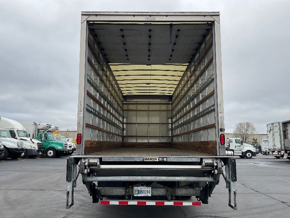 Medium Duty Box Truck-Light and Medium Duty Trucks-Freightliner-2023-M2-Indianapolis-IN-169,588\n\t\tmiles-$ 64,000 - Image 8
