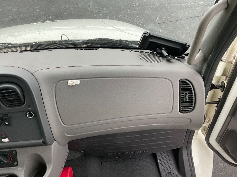 Medium Duty Box Truck-Light and Medium Duty Trucks-Freightliner-2023-M2-Indianapolis-IN-238,663\n\t\tmiles-$ 48,250 - Image 21