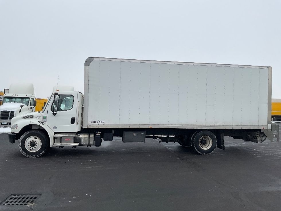 Medium Duty Box Truck-Light and Medium Duty Trucks-Freightliner-2023-M2-Indianapolis-IN-238,663\n\t\tmiles-$ 48,250 - Image 4