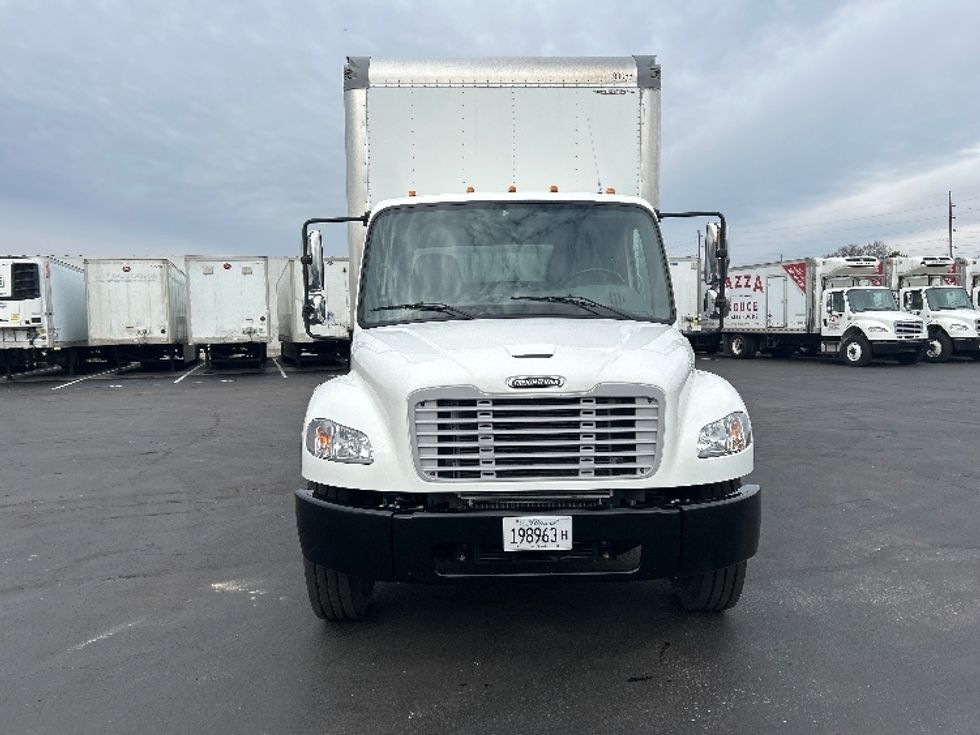 Medium Duty Box Truck-Light and Medium Duty Trucks-Freightliner-2023-M2-Indianapolis-IN-27,984\n\t\tmiles-$ 85,750 - Image 2
