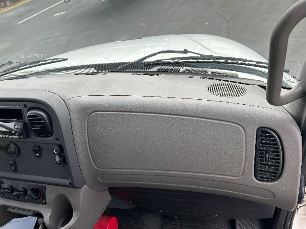 Medium Duty Box Truck-Light and Medium Duty Trucks-Freightliner-2023-M2-Indianapolis-IN-27,984\n\t\tmiles-$ 85,750 - Image 21