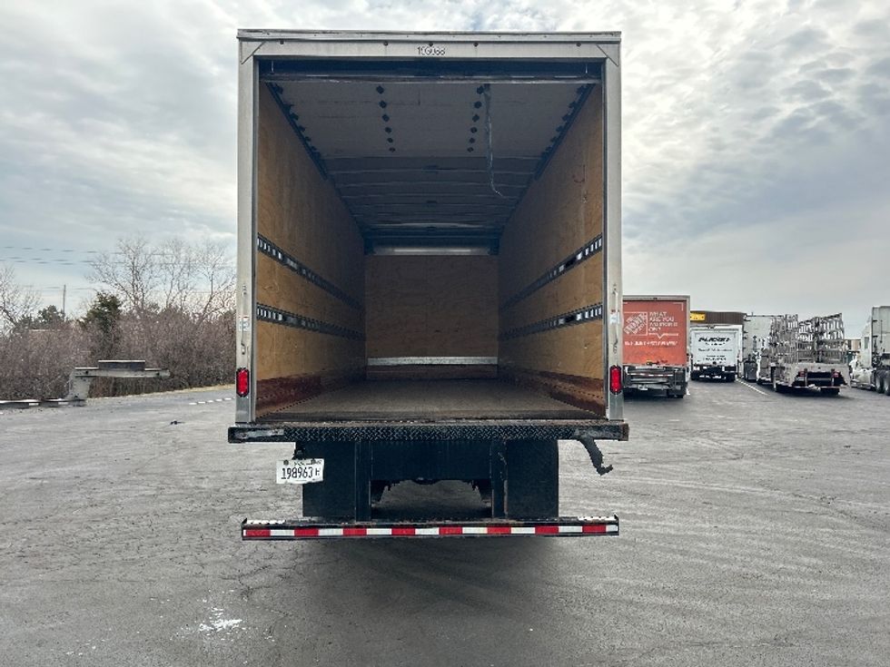 Medium Duty Box Truck-Light and Medium Duty Trucks-Freightliner-2023-M2-Indianapolis-IN-27,984\n\t\tmiles-$ 85,750 - Image 9