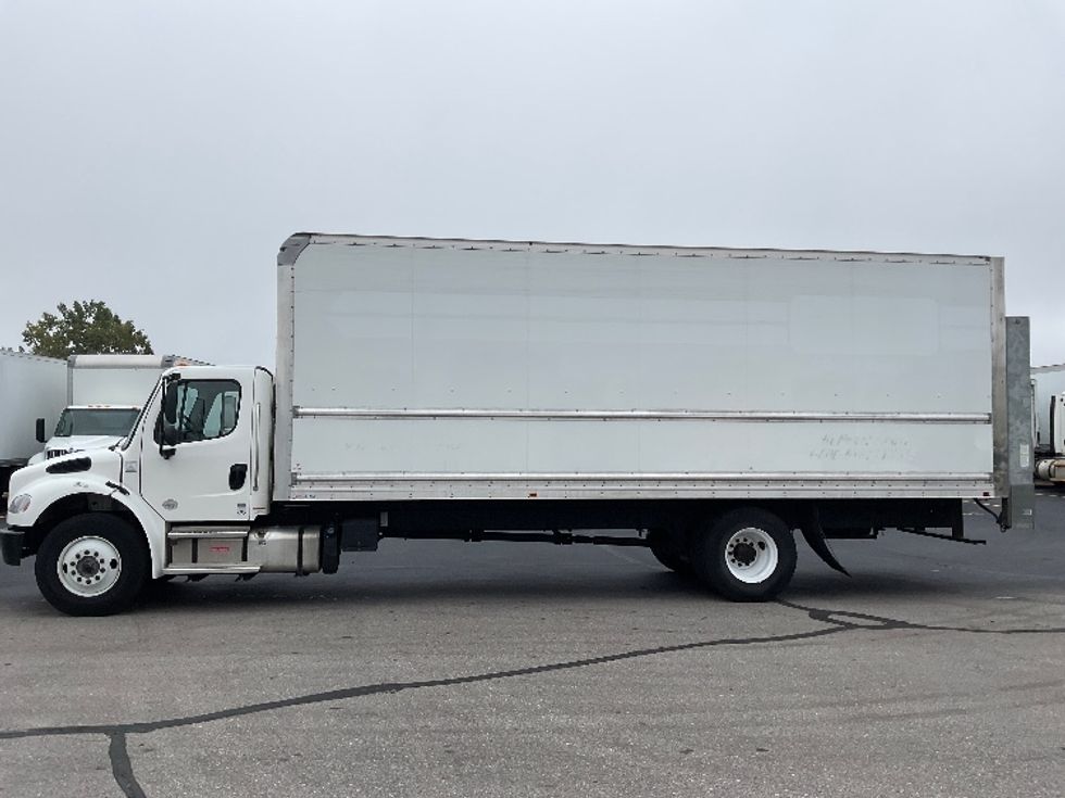 Medium Duty Box Truck-Light and Medium Duty Trucks-Freightliner-2023-M2-Indianapolis-IN-93,893\n\t\tmiles-$ 85,000 - Image 4