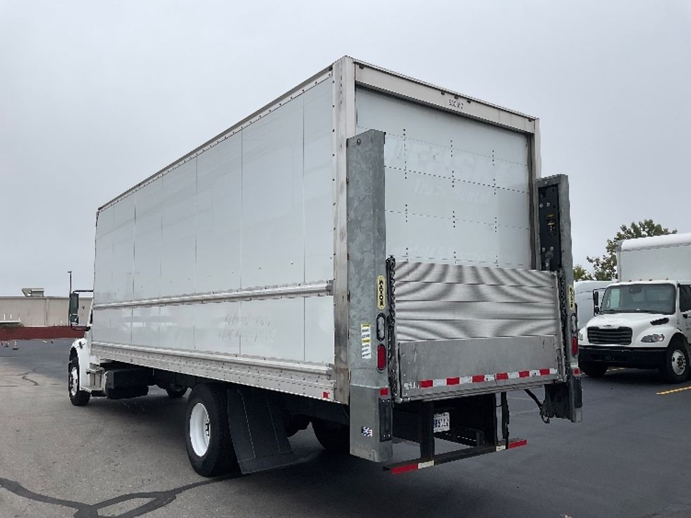 Medium Duty Box Truck-Light and Medium Duty Trucks-Freightliner-2023-M2-Indianapolis-IN-93,893\n\t\tmiles-$ 85,000 - Image 6
