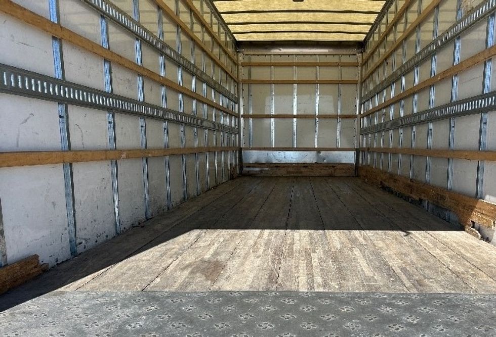 Medium Duty Box Truck-Light and Medium Duty Trucks-Freightliner-2023-M2-Kansas City-MO-220,409\n\t\tmiles-$ 58,500 - Image 10