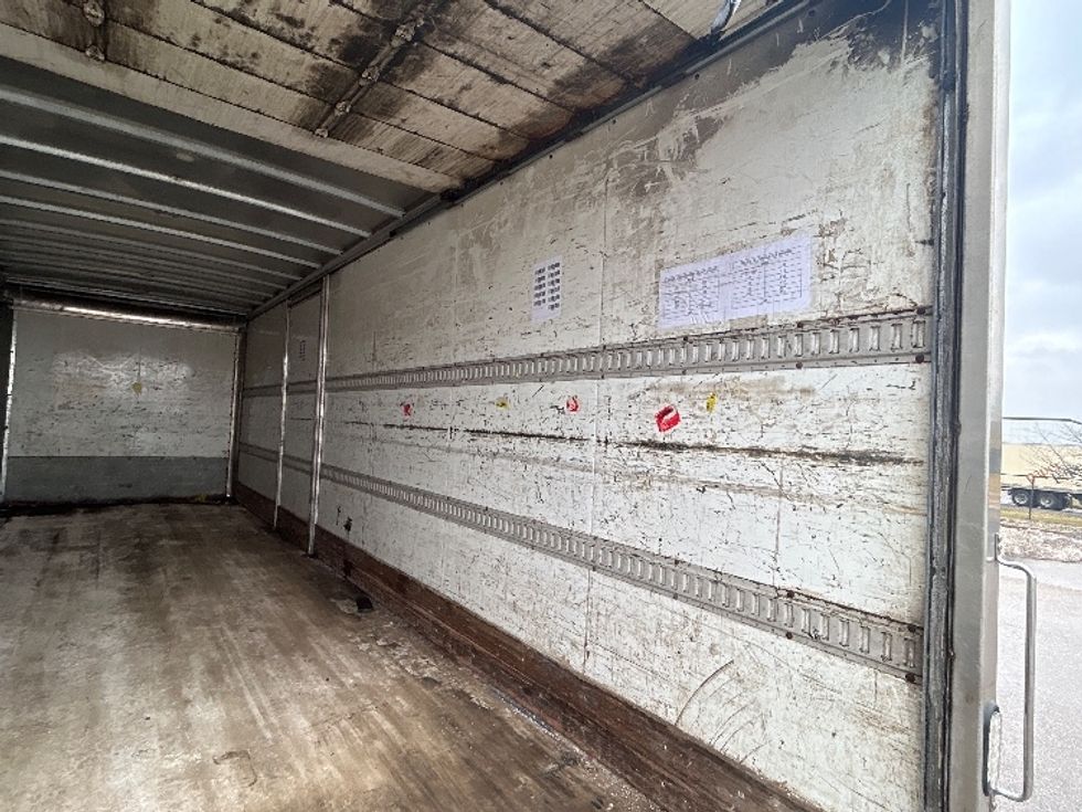 Medium Duty Box Truck-Light and Medium Duty Trucks-Freightliner-2023-M2-Kentwood-MI-254,141\n\t\tmiles-$ 41,500 - Image 12