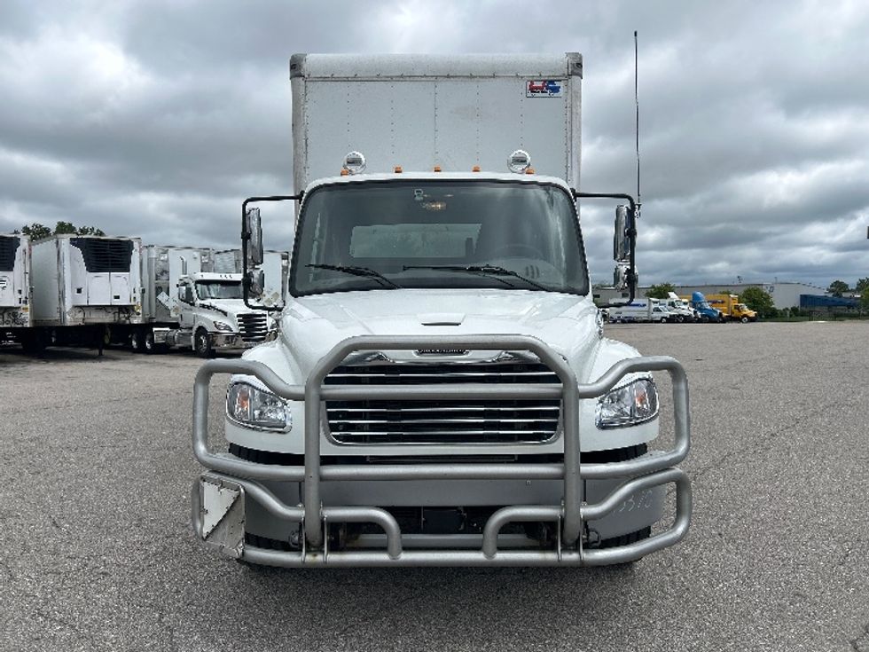 Medium Duty Box Truck-Light and Medium Duty Trucks-Freightliner-2023-M2-Kentwood-MI-279,802\n\t\tmiles-$ 40,250 - Image 2