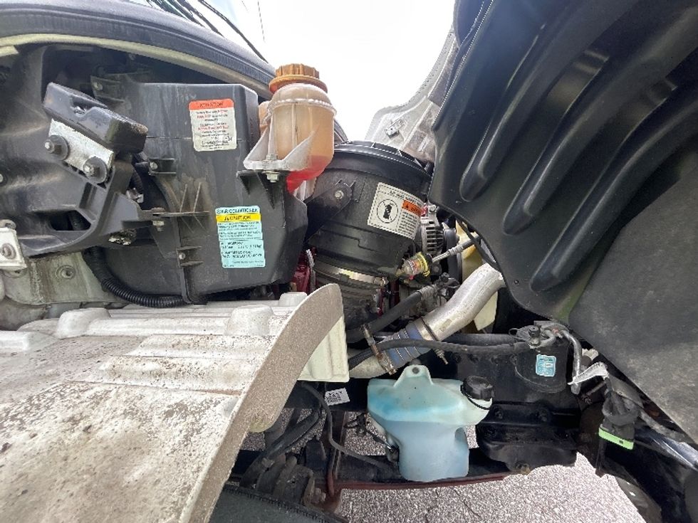 Medium Duty Box Truck-Light and Medium Duty Trucks-Freightliner-2023-M2-Kentwood-MI-279,802\n\t\tmiles-$ 40,250 - Image 23