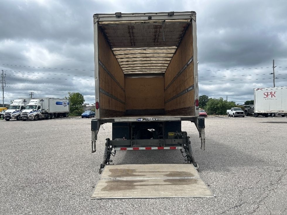 Medium Duty Box Truck-Light and Medium Duty Trucks-Freightliner-2023-M2-Kentwood-MI-279,802\n\t\tmiles-$ 40,250 - Image 9