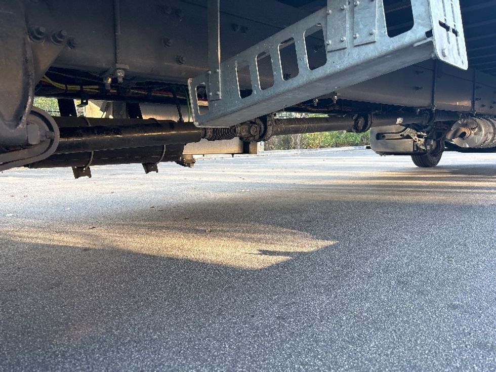 Medium Duty Box Truck-Light and Medium Duty Trucks-Freightliner-2023-M2-Ladson-SC-64,775\n\t\tmiles-$ 95,750 - Image 13