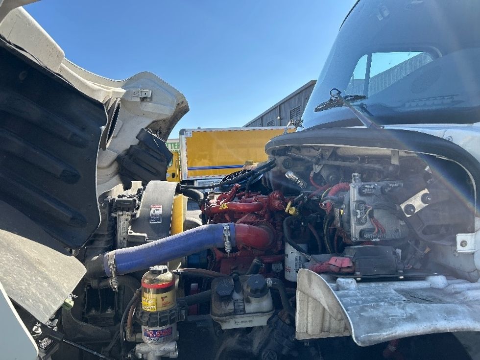 Medium Duty Box Truck-Light and Medium Duty Trucks-Freightliner-2023-M2-Lafayette-LA-213,925\n\t\tmiles-$ 61,250 - Image 18