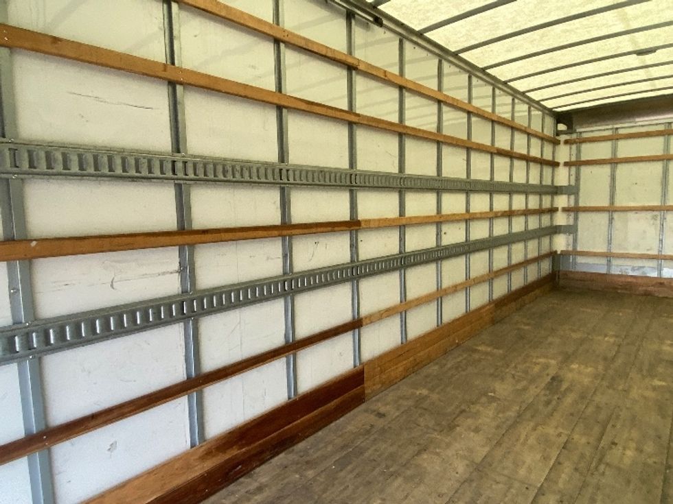 Medium Duty Box Truck-Light and Medium Duty Trucks-Freightliner-2023-M2-Laredo-TX-207,707\n\t\tmiles-$ 61,500 - Image 10