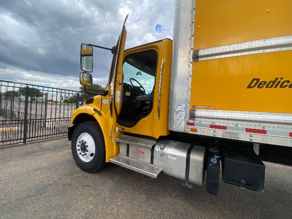 Medium Duty Box Truck-Light and Medium Duty Trucks-Freightliner-2023-M2-Laredo-TX-207,707\n\t\tmiles-$ 61,500 - Image 15