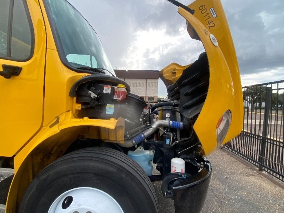 Medium Duty Box Truck-Light and Medium Duty Trucks-Freightliner-2023-M2-Laredo-TX-207,707\n\t\tmiles-$ 61,500 - Image 22