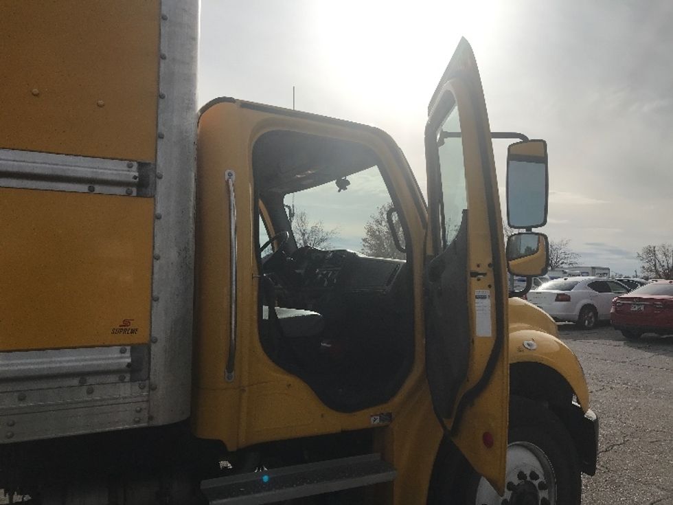 Medium Duty Box Truck-Light and Medium Duty Trucks-Freightliner-2023-M2-Lincoln-NE-262,600\n\t\tmiles-$ 51,000 - Image 19