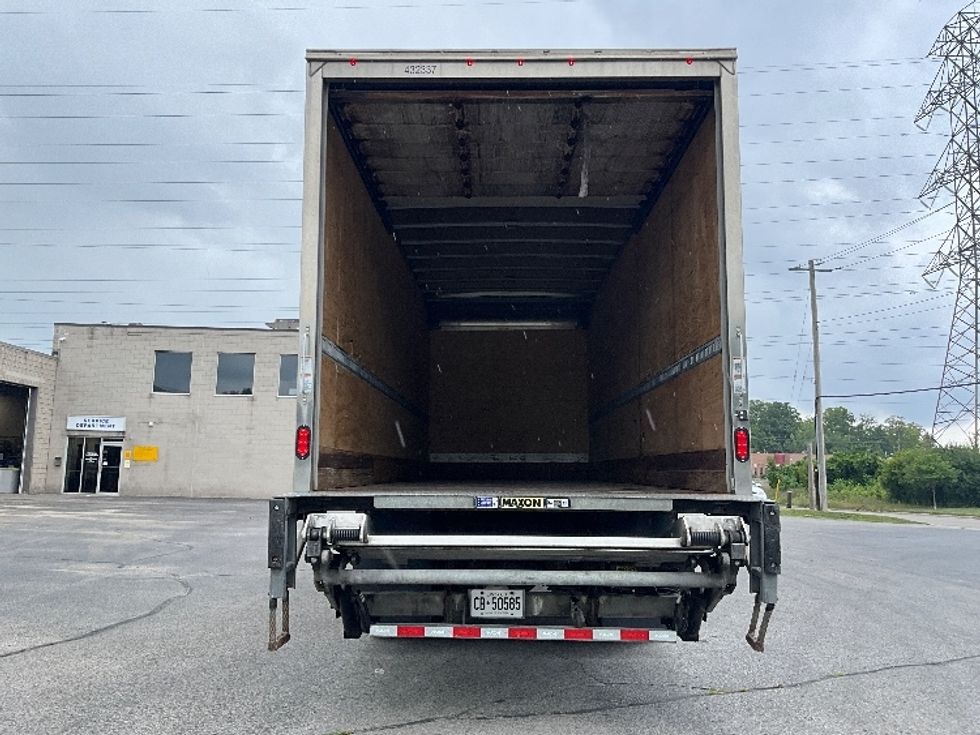 Medium Duty Box Truck-Light and Medium Duty Trucks-Freightliner-2023-M2-London-ON-474,189\n\t\tkm-$ 69,750 - Image 8