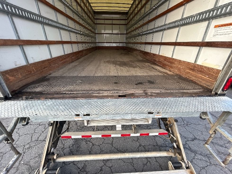Medium Duty Box Truck-Light and Medium Duty Trucks-Freightliner-2023-M2-Memphis-TN-41,460\n\t\tmiles-$ 90,000 - Image 10