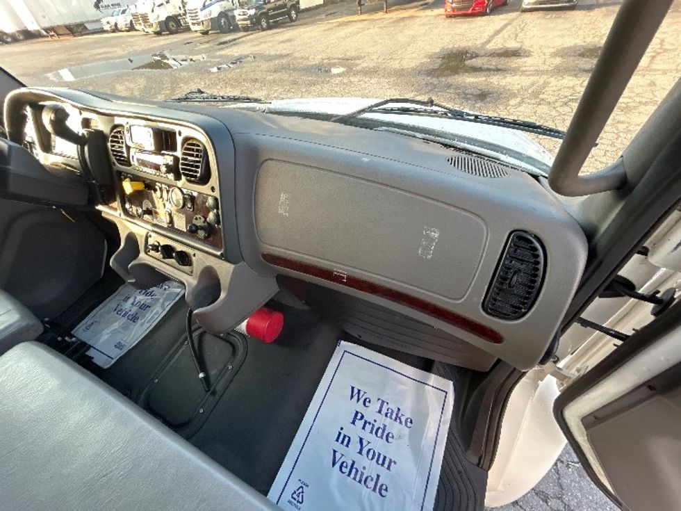 Medium Duty Box Truck-Light and Medium Duty Trucks-Freightliner-2023-M2-Memphis-TN-41,460\n\t\tmiles-$ 90,000 - Image 21