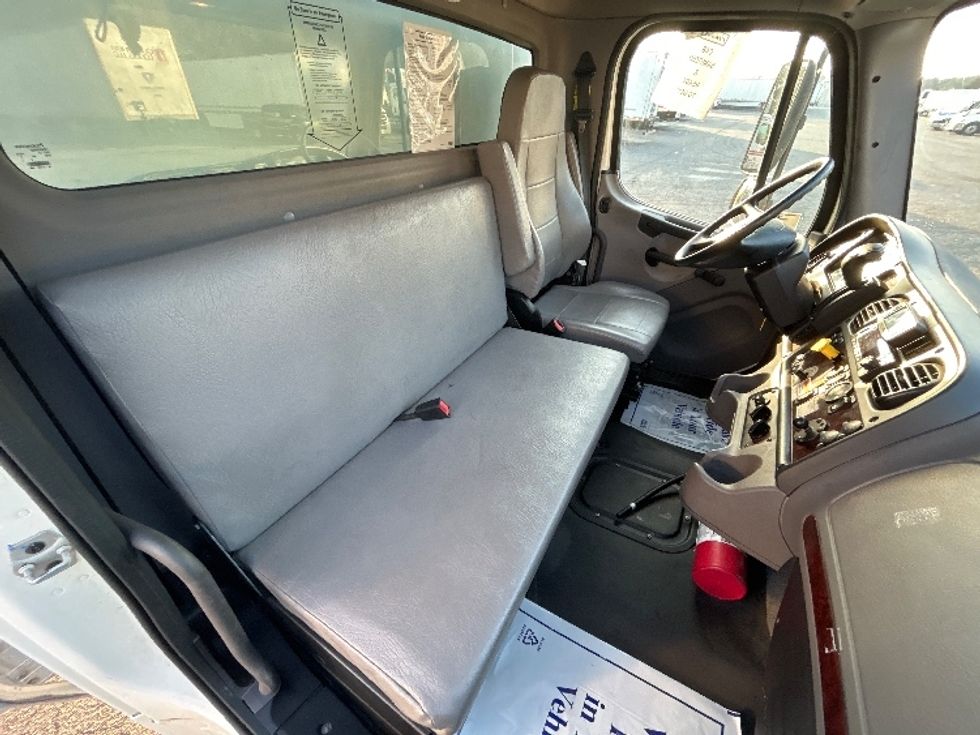 Medium Duty Box Truck-Light and Medium Duty Trucks-Freightliner-2023-M2-Memphis-TN-41,460\n\t\tmiles-$ 90,000 - Image 22