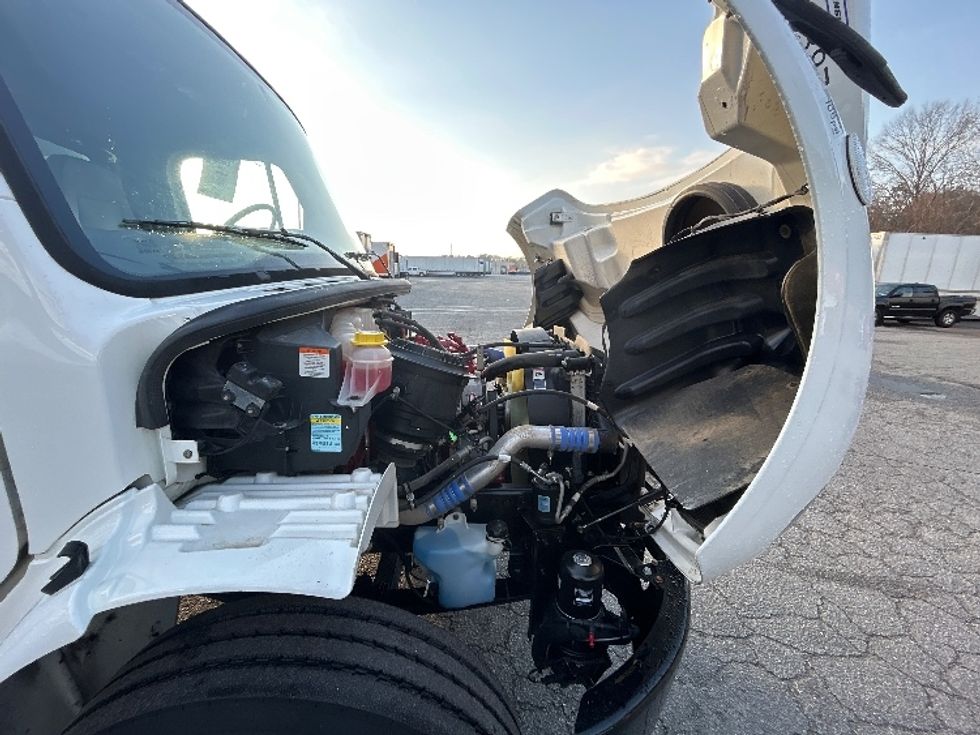 Medium Duty Box Truck-Light and Medium Duty Trucks-Freightliner-2023-M2-Memphis-TN-41,460\n\t\tmiles-$ 90,000 - Image 24