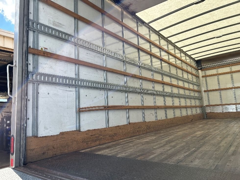Medium Duty Box Truck-Light and Medium Duty Trucks-Freightliner-2023-M2-Milford-DE-212,106\n\t\tmiles-$ 49,000 - Image 11