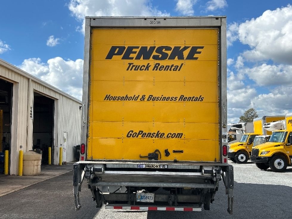 Medium Duty Box Truck-Light and Medium Duty Trucks-Freightliner-2023-M2-Milford-DE-212,106\n\t\tmiles-$ 49,000 - Image 7