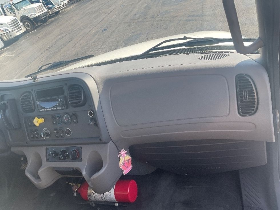 Medium Duty Box Truck-Light and Medium Duty Trucks-Freightliner-2023-M2-Mount Pleasant-PA-214,679\n\t\tmiles-$ 55,750 - Image 21