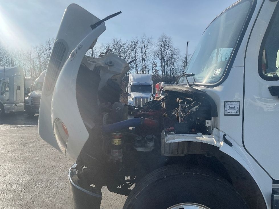 Medium Duty Box Truck-Light and Medium Duty Trucks-Freightliner-2023-M2-Mount Pleasant-PA-214,679\n\t\tmiles-$ 55,750 - Image 24