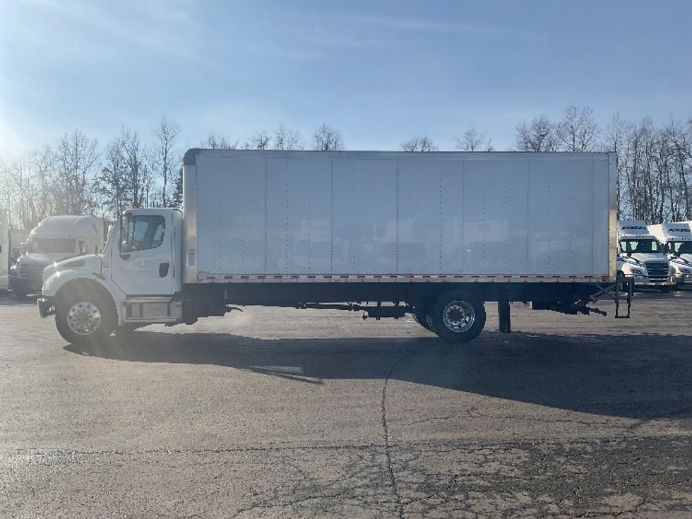 Medium Duty Box Truck-Light and Medium Duty Trucks-Freightliner-2023-M2-Mount Pleasant-PA-214,679\n\t\tmiles-$ 55,750 - Image 4