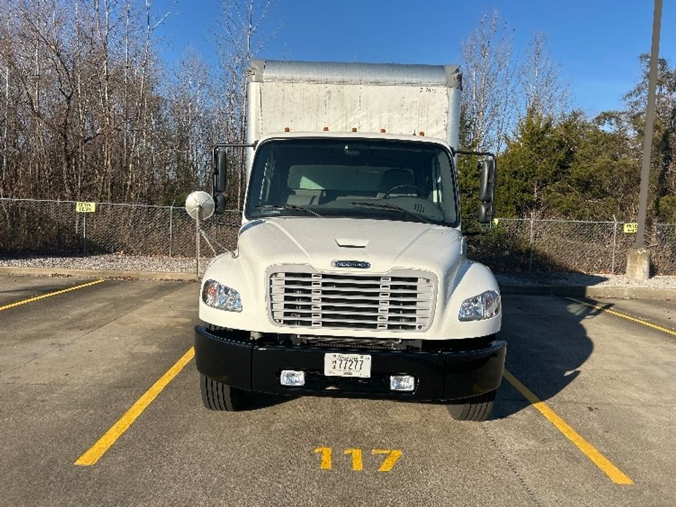 Medium Duty Box Truck-Light and Medium Duty Trucks-Freightliner-2023-M2-Nashville (Mount Juliet)-TN-226,470\n\t\tmiles-$ 59,250 - Image 2