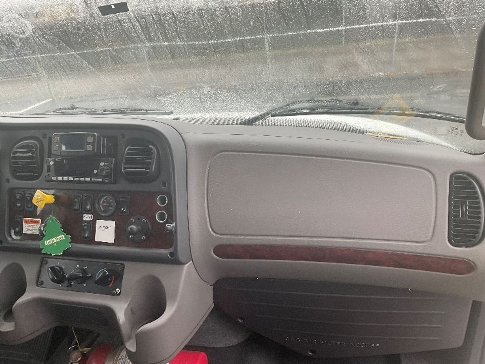 Medium Duty Box Truck-Light and Medium Duty Trucks-Freightliner-2023-M2-Nashville (Mount Juliet)-TN-333,313\n\t\tmiles-$ 42,250 - Image 21
