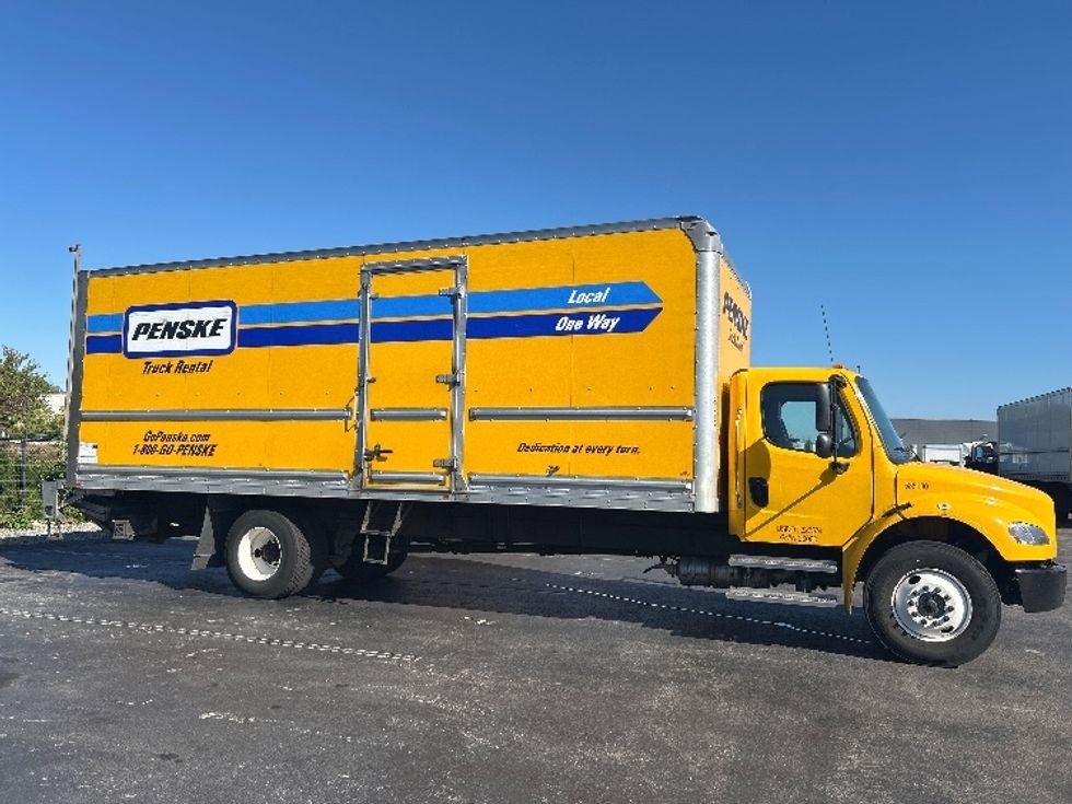 Medium Duty Box Truck-Light and Medium Duty Trucks-Freightliner-2023-M2-Norton-MA-237,872\n\t\tmiles-$ 49,250 - Image 14