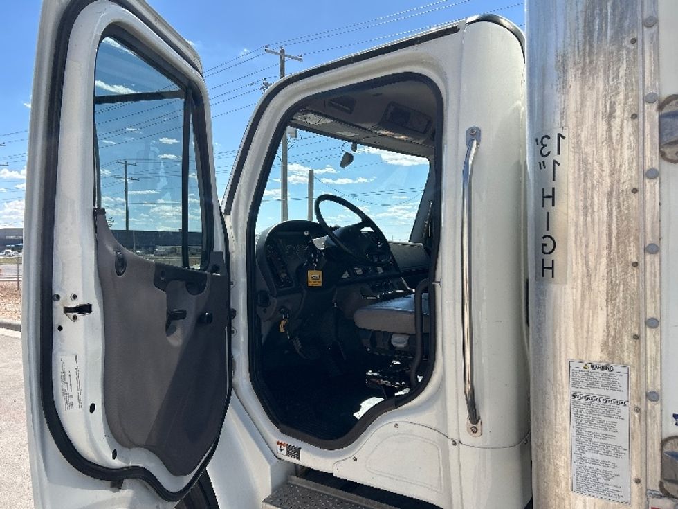 Medium Duty Box Truck-Light and Medium Duty Trucks-Freightliner-2023-M2-Odessa-TX-228,719\n\t\tmiles-$ 58,500 - Image 16