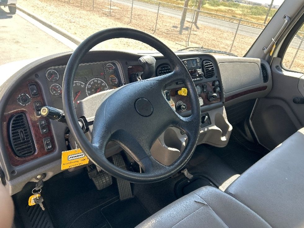 Medium Duty Box Truck-Light and Medium Duty Trucks-Freightliner-2023-M2-Odessa-TX-228,719\n\t\tmiles-$ 58,500 - Image 17