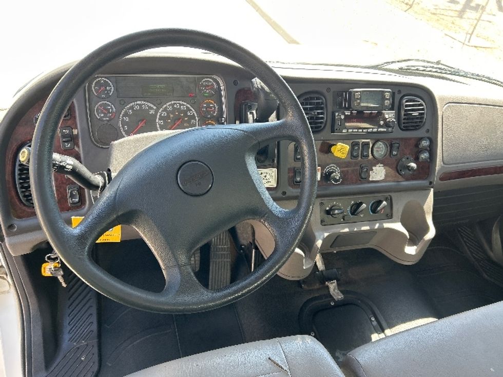 Medium Duty Box Truck-Light and Medium Duty Trucks-Freightliner-2023-M2-Odessa-TX-228,719\n\t\tmiles-$ 58,500 - Image 18