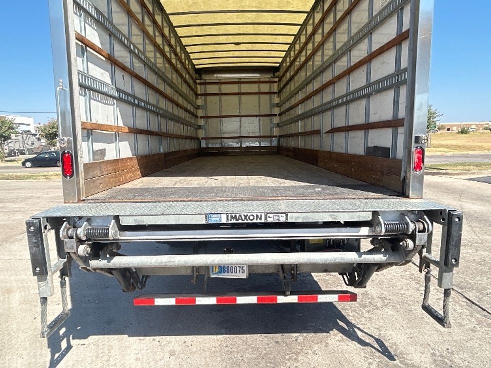 Medium Duty Box Truck-Light and Medium Duty Trucks-Freightliner-2023-M2-Oklahoma City-OK-189,855\n\t\tmiles-$ 70,750 - Image 10