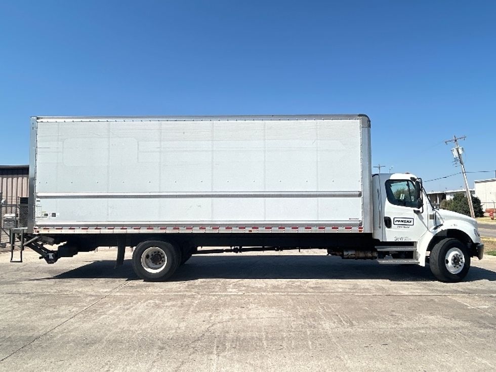 Medium Duty Box Truck-Light and Medium Duty Trucks-Freightliner-2023-M2-Oklahoma City-OK-189,855\n\t\tmiles-$ 70,750 - Image 15