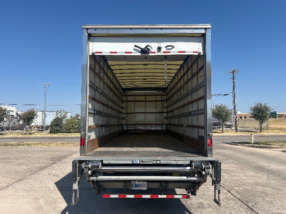 Medium Duty Box Truck-Light and Medium Duty Trucks-Freightliner-2023-M2-Oklahoma City-OK-189,855\n\t\tmiles-$ 70,750 - Image 8