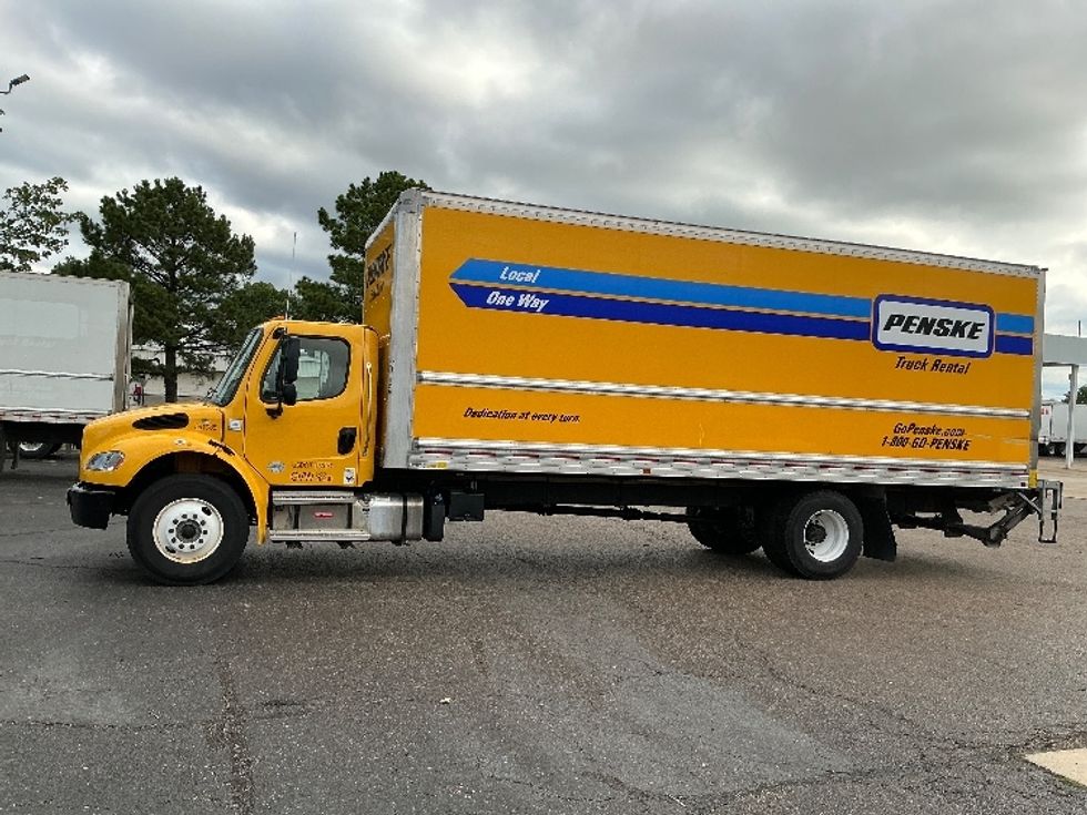 Medium Duty Box Truck-Light and Medium Duty Trucks-Freightliner-2023-M2-Olive Branch-MS-107,125\n\t\tmiles-$ 79,750 - Image 4