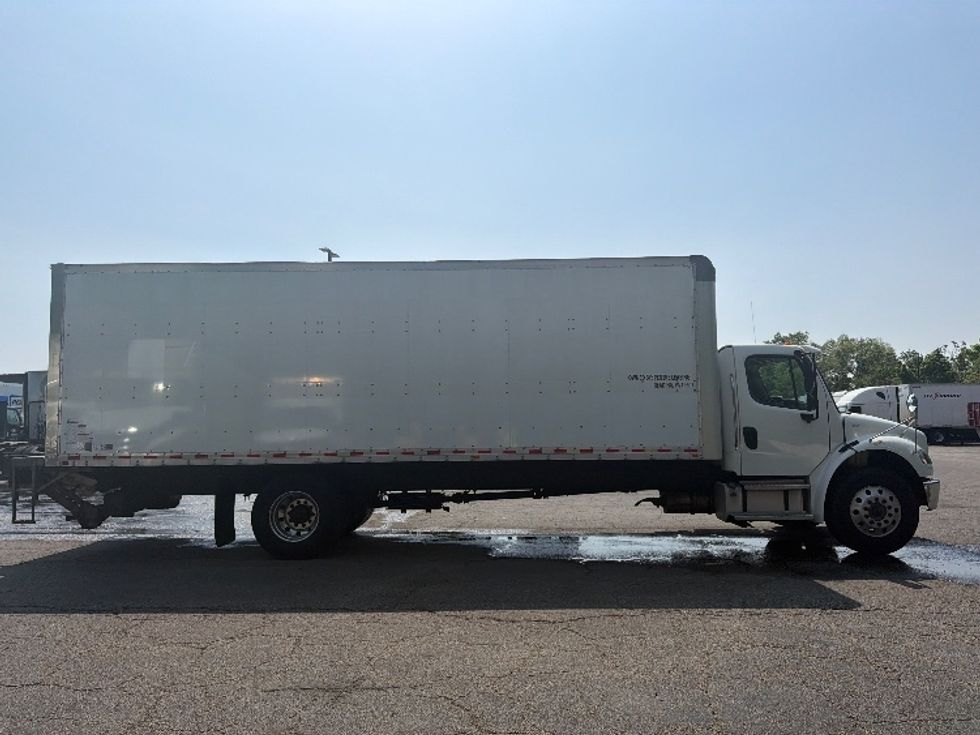 Medium Duty Box Truck-Light and Medium Duty Trucks-Freightliner-2023-M2-Parsippany-NJ-155,595\n\t\tmiles-$ 72,750 - Image 15